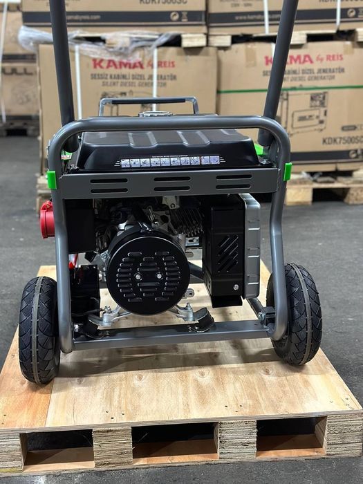 Генератор трифазний бензиновый ENERGY Thunder T7000TE  (6,5 кВт)