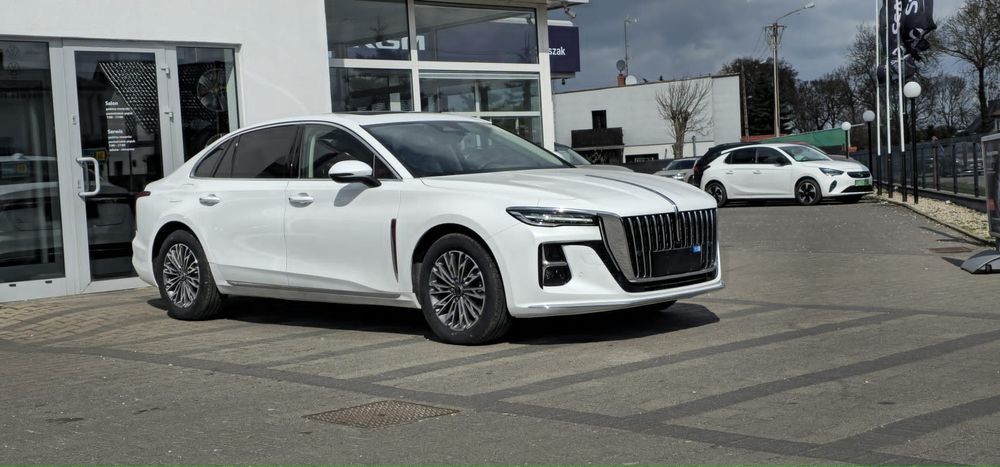 Hongqi H5 Nowy Hongqi H5 / 218 KM