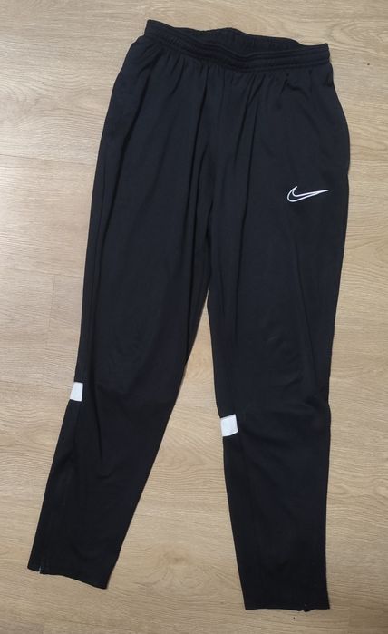 Nike Dri-Fit Academy 21 spodnie treningowe L dresowe