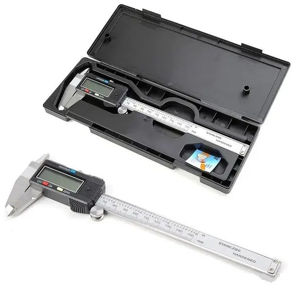 Цифровий штангенциркуль Digital Caliper 150мм з дисплеєм 1343