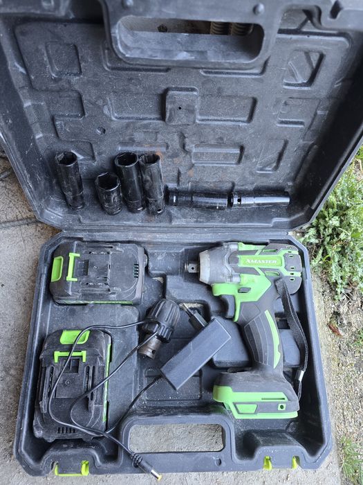 Klucz udarowy XMaster 350Nm do kół garażu