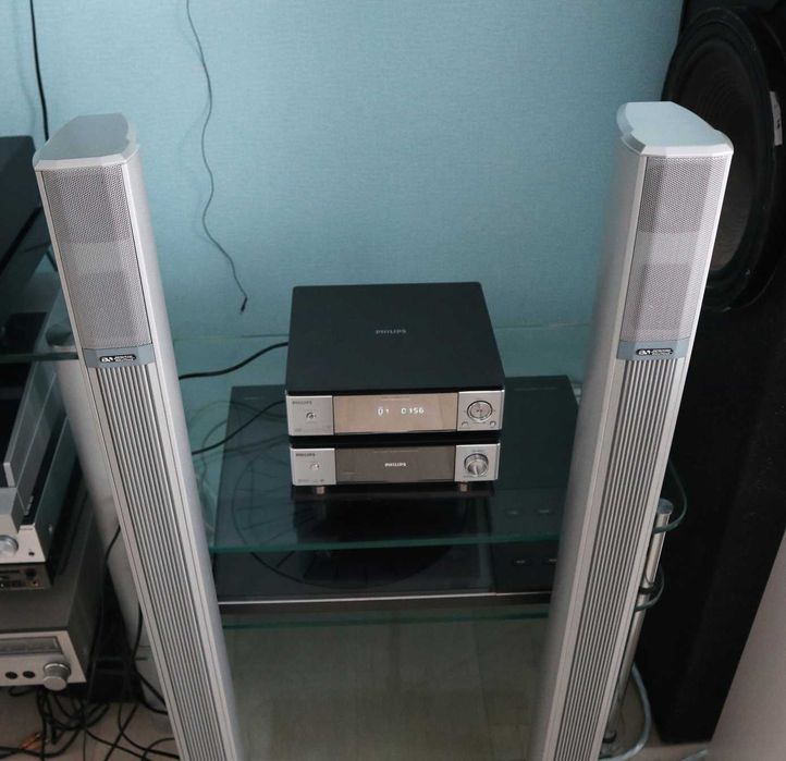 Стойка проигрыватель PHILIPS MCD 708/4Ω