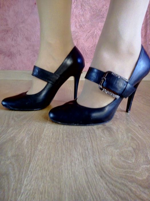 Туфлі жіночі, шкіряні