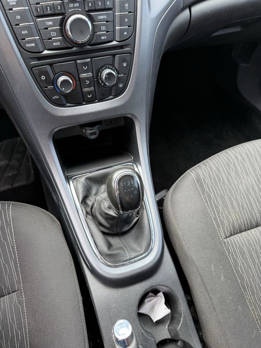Opel Astra edition tourear