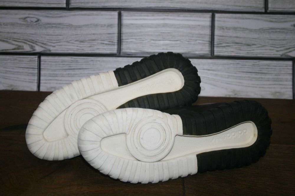 Кроссовки Adidas 41 р. (26 см)