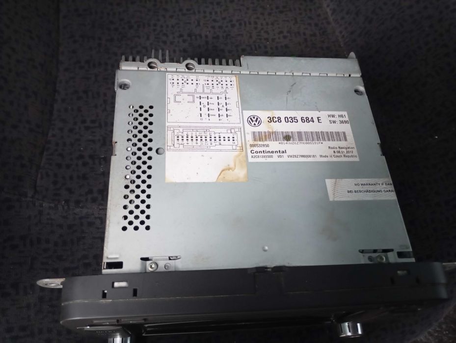 Штатна магнітола Volkswagen