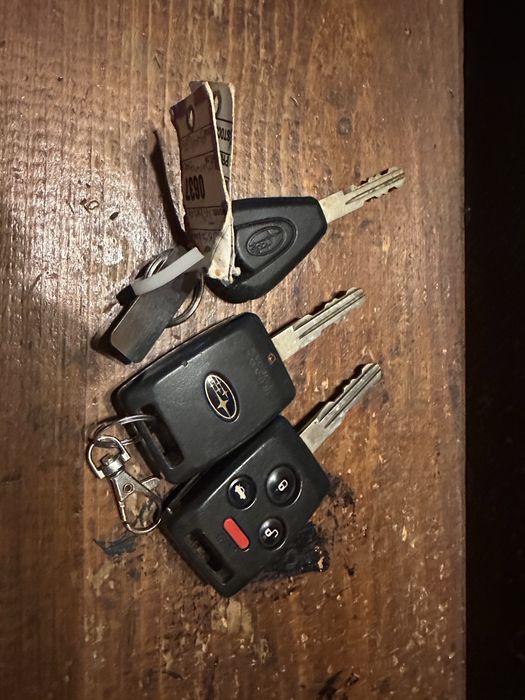 Субару Трібека 2008 року