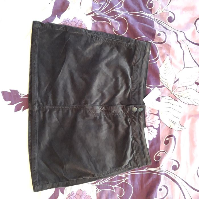 Zamszowa spódniczka American Eagle