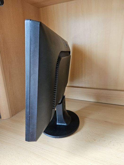 Монітор LG Electronics W1946T-BFW