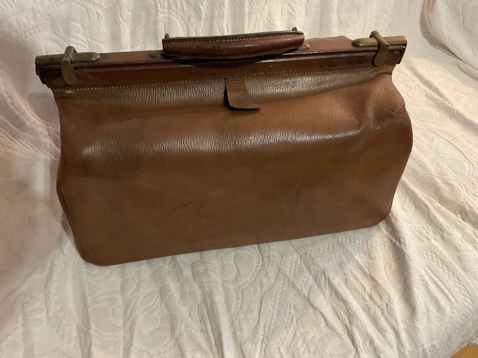 Maleta de médico em pele