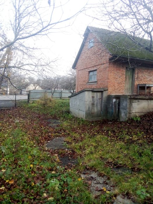 Будинок в ярмолинцях