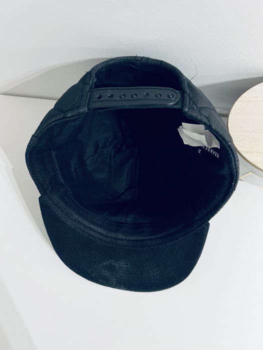 Czarna czapka z daszkiem #fullcap #snapback Reserved stardust