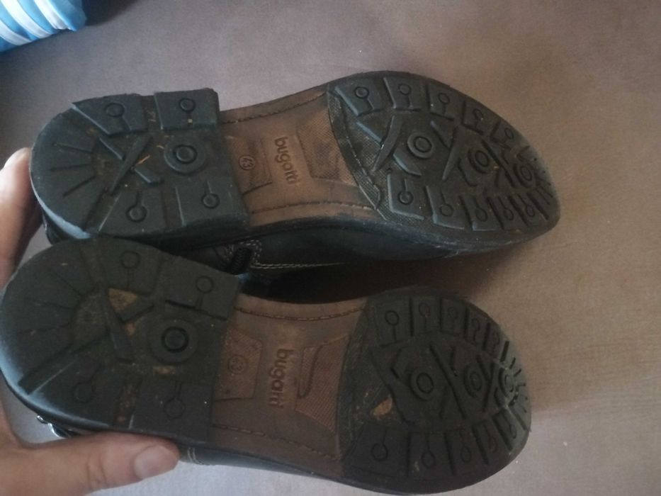 мужские кожаные  ботинки bugatti