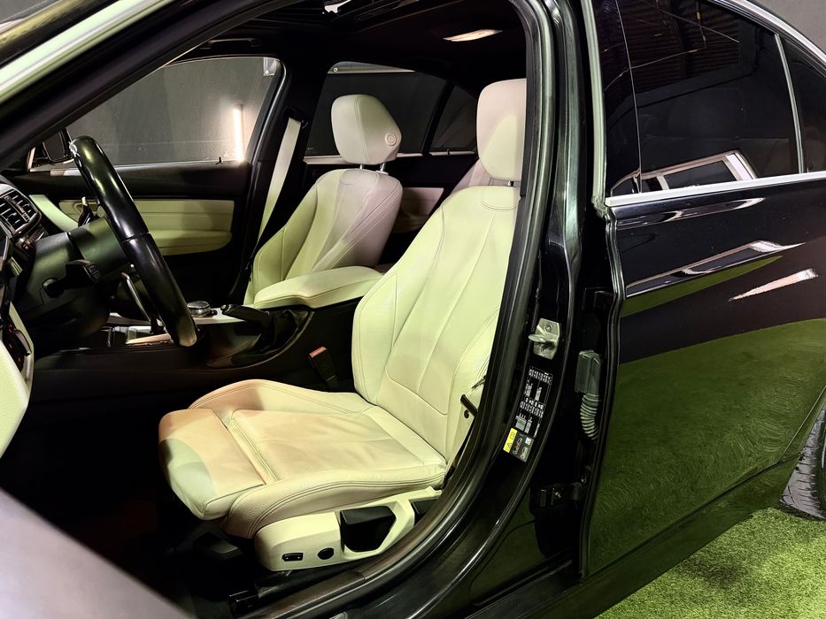 BMW 330e Pack M Full extras