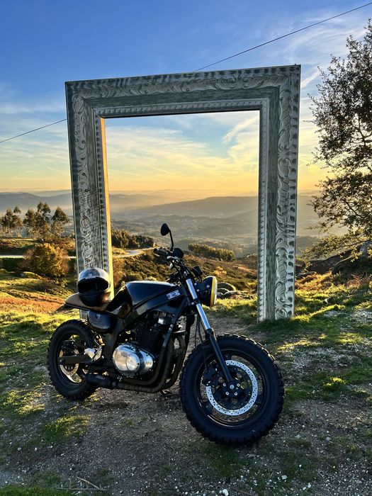 Suzuki GS500e - cafe racer