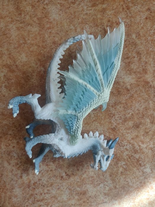 колекційна фігурка Schleich Eldrador Ice Dragon (Льодяний дракон).