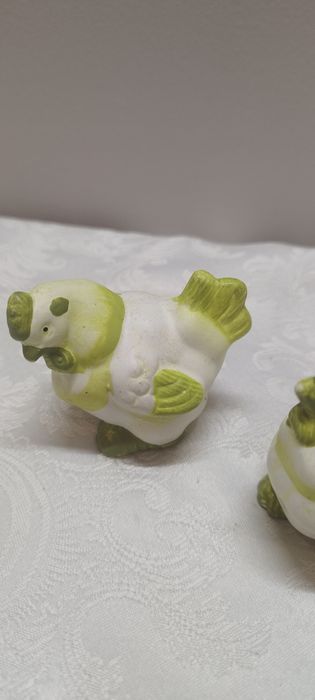 Figurki ceramiczne kury