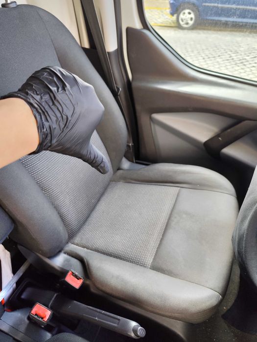 Limpeza de sofá, colchões.