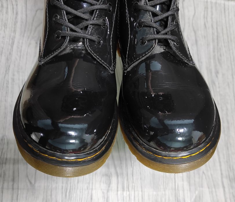 37 Dr.Martens оригінальні жіночі шкіряні ботинки
