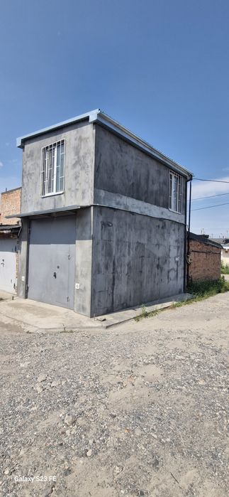 продам 2-х поверховий гараж