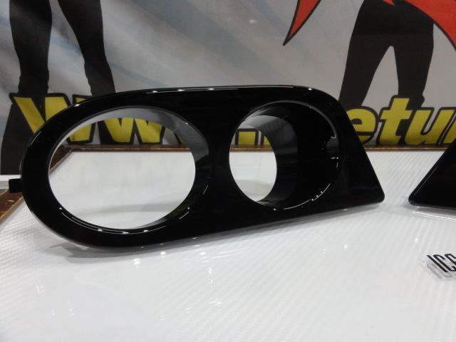 Capa, Mascara, grelha de farol de Nevoeiro para-choques BMW E46 pack M / M3, preto piano brilhante