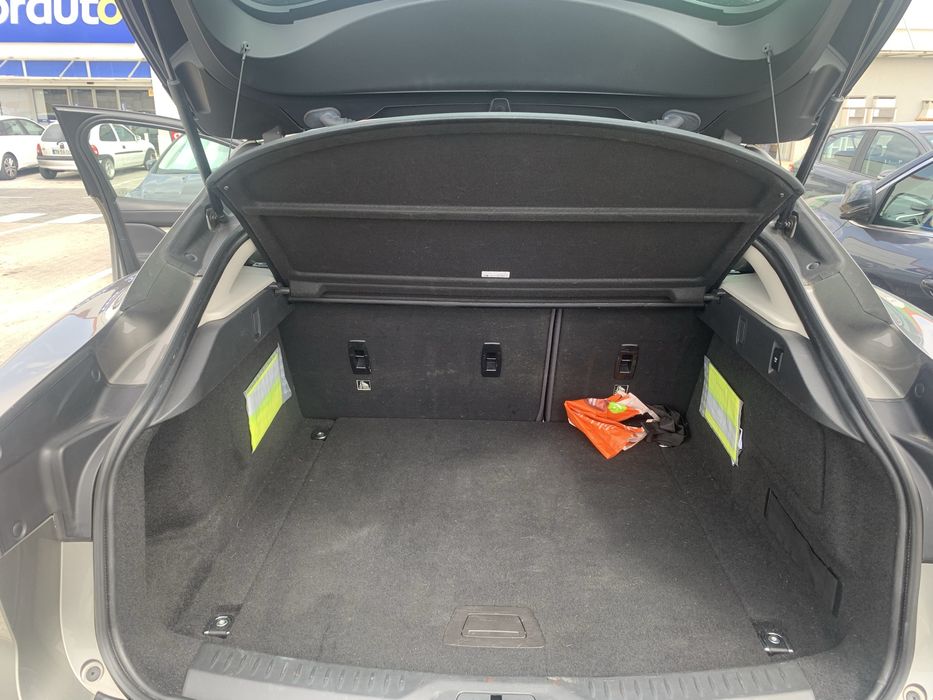 Jaguar Ipace elétrico autonomia 400 km