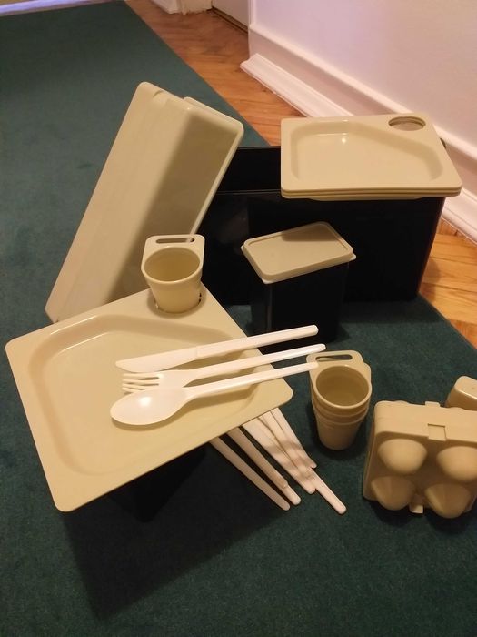 Caixa de piquenique em plástico, anos 70
c