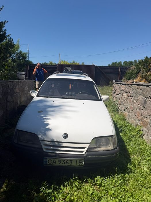 OPEL Omega Caravan