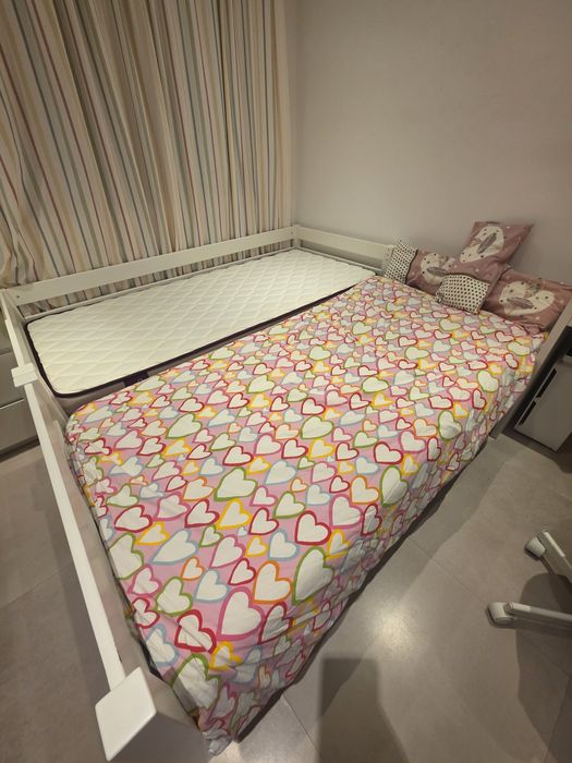 Beliche em L Branco com estante