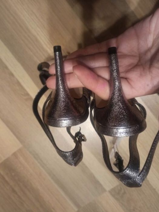 Szpilki złote Stradivarius 38 buty