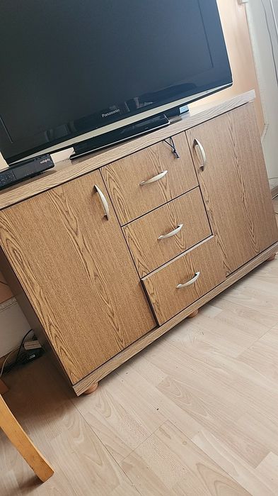 Sprzedam komodę  dużą