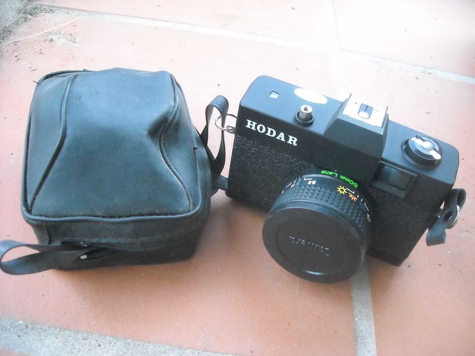 Maquina fotografica antiga de rolo em bom estado