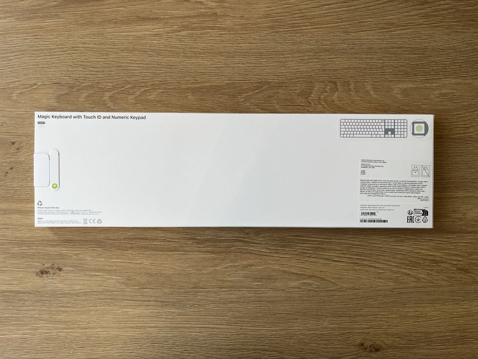 Клавиатура Apple Magic Keyboard Touch ID and Numeric Keypad (USB–C) RU