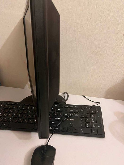 Компьютер, системный блок, монитор, клавиатура, мышь, колонки