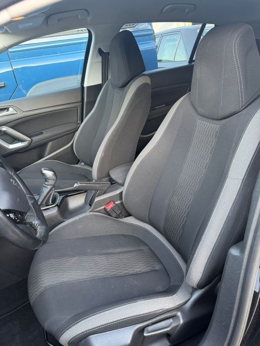 Peugeot 308 2016