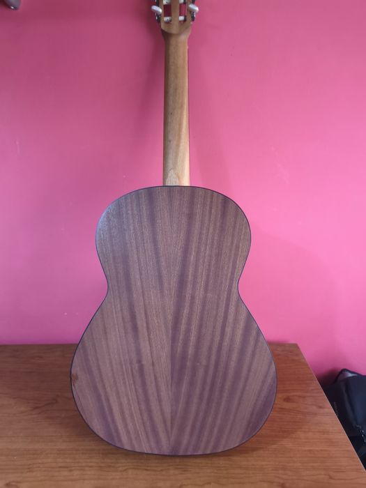 Guitarra + afinador