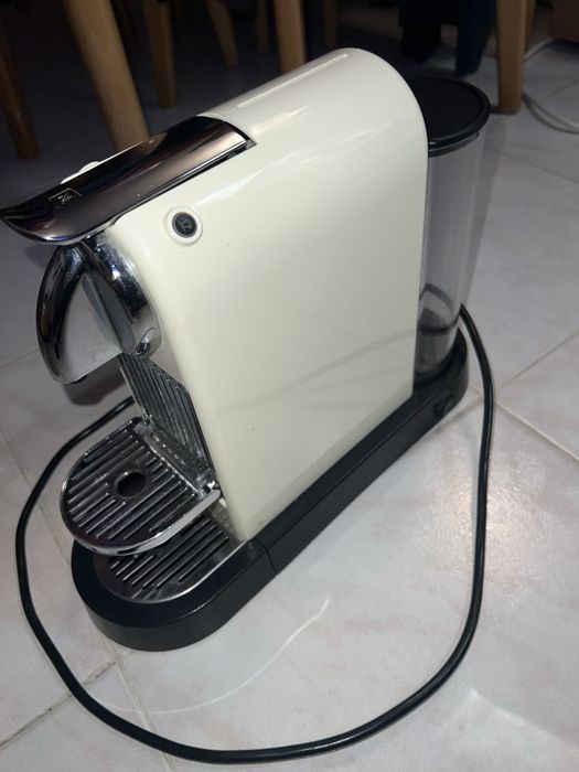 Máquina de café DeLonghi