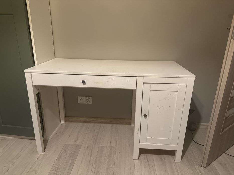Sprzedam biurko hemnes 120 cm