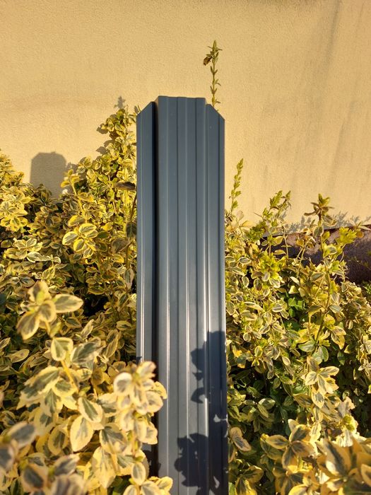 Sztachety metalowe producent montaż