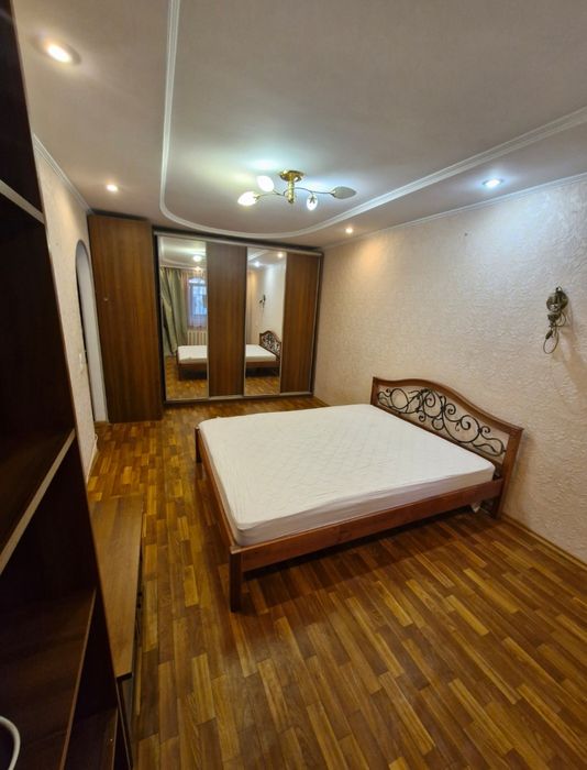 Здається 1кв р-н Урожаю 11000+