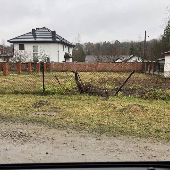 Продаж земельної ділянки Брюховичі вул Солов’їна