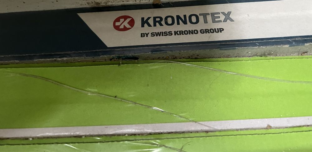 Okazja! Panele podłogowe KRONOTEX Mega Plus Płytki AC4 Nowe 21 m2