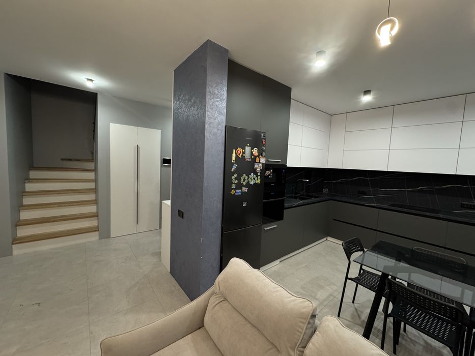 Збірка меблів різноі складності: кухня, шафа, спальня