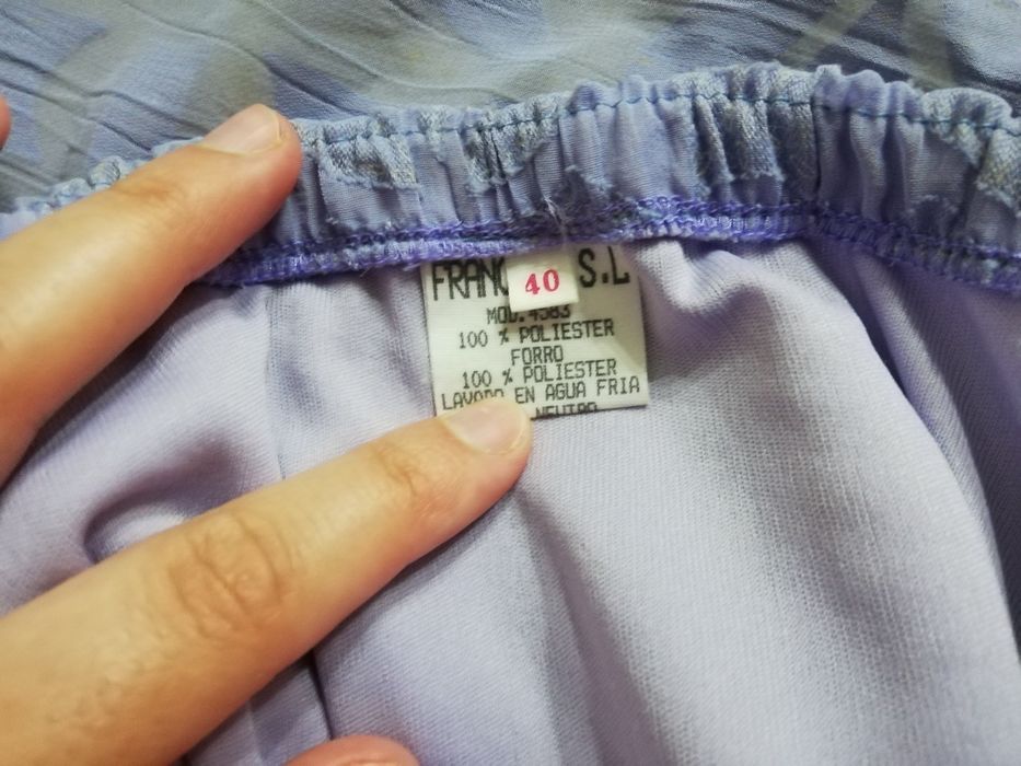 Conjunto top e saia lilás