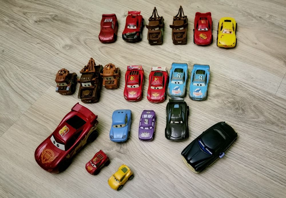 Zestaw autek z bajki ,Auta'