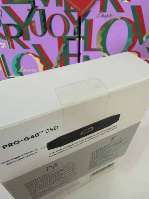 15500 -> Зовнішній SSD SanDisk Professional PRO-G40 2Tb