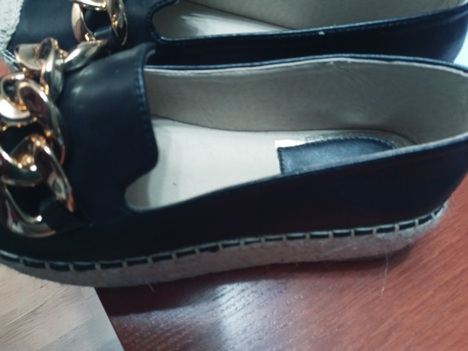Espadryle 36 czarno zlote wsuwane