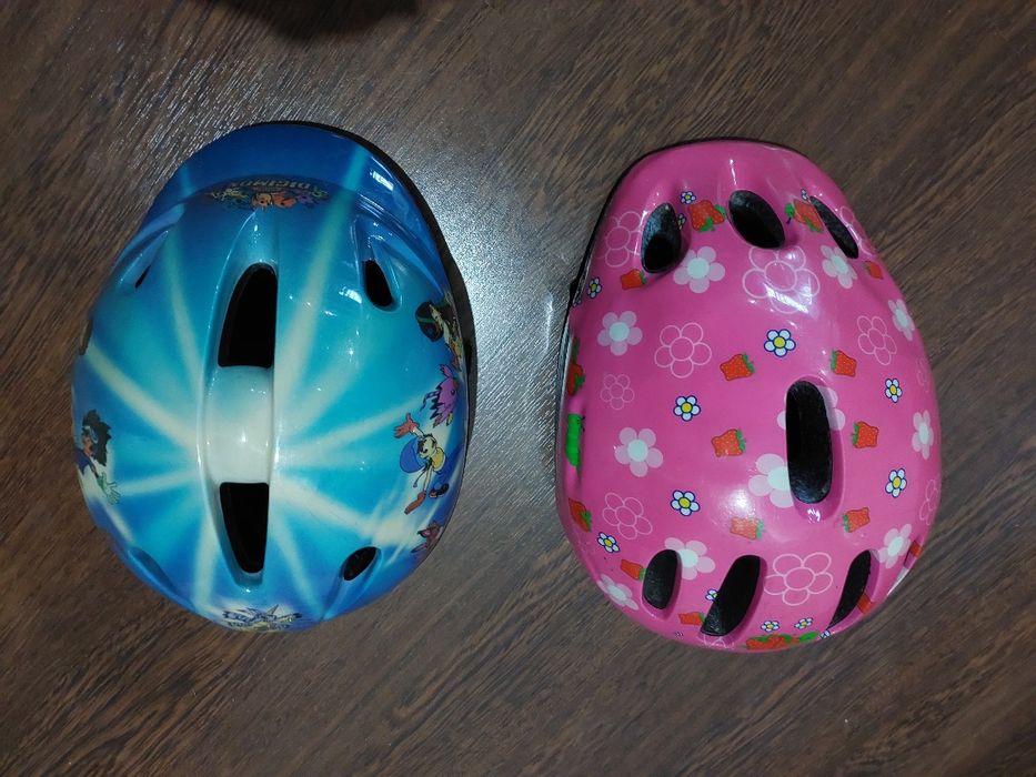 2 Capacetes criança tam S