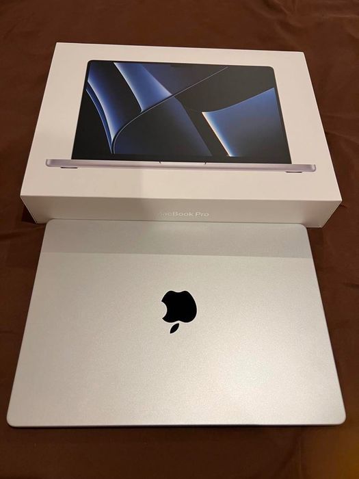 MacBook Pro M2 Max 32 gb 1 TB PRATA