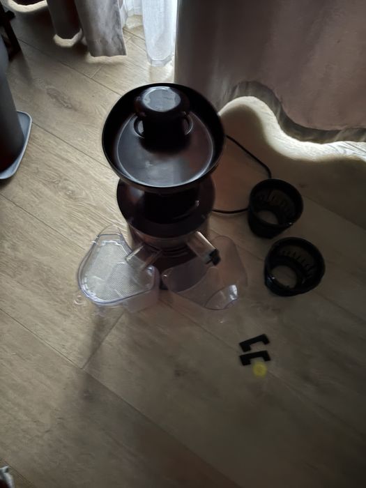 Wyciskarka do owoców i warzyw HomeKraft